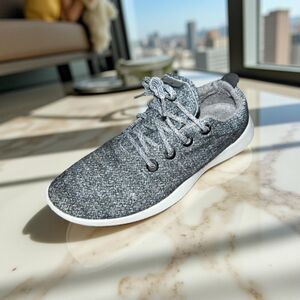 Men’s allbirds Gray Wool Runners Lace Up Sneakers Size 10